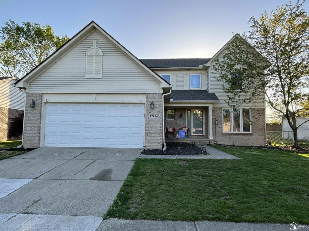 27424 WINCHESTER TER, BROWNSTOWN TWP, MI 48183, photo 1 of 20