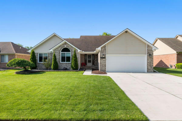 31180 ENGLISH OAKS DR, CHESTERFIELD, MI 48047 - Image 1