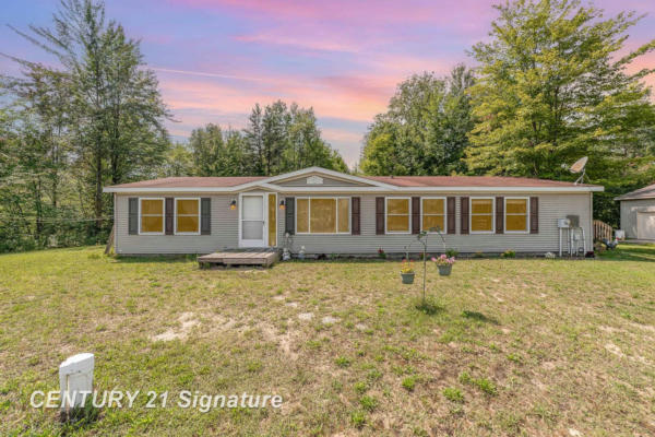 6719 N COLEMAN RD, COLEMAN, MI 48618 - Image 1