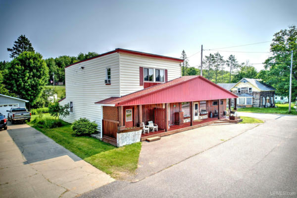 32 RAILROAD ST, CHAMPION, MI 49814 - Image 1