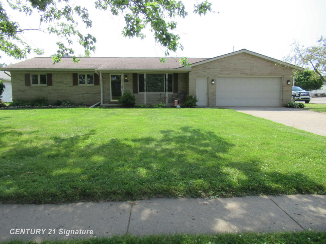 7509 S SAGINAW ST, NEW LOTHROP, MI 48460, photo 1 of 43